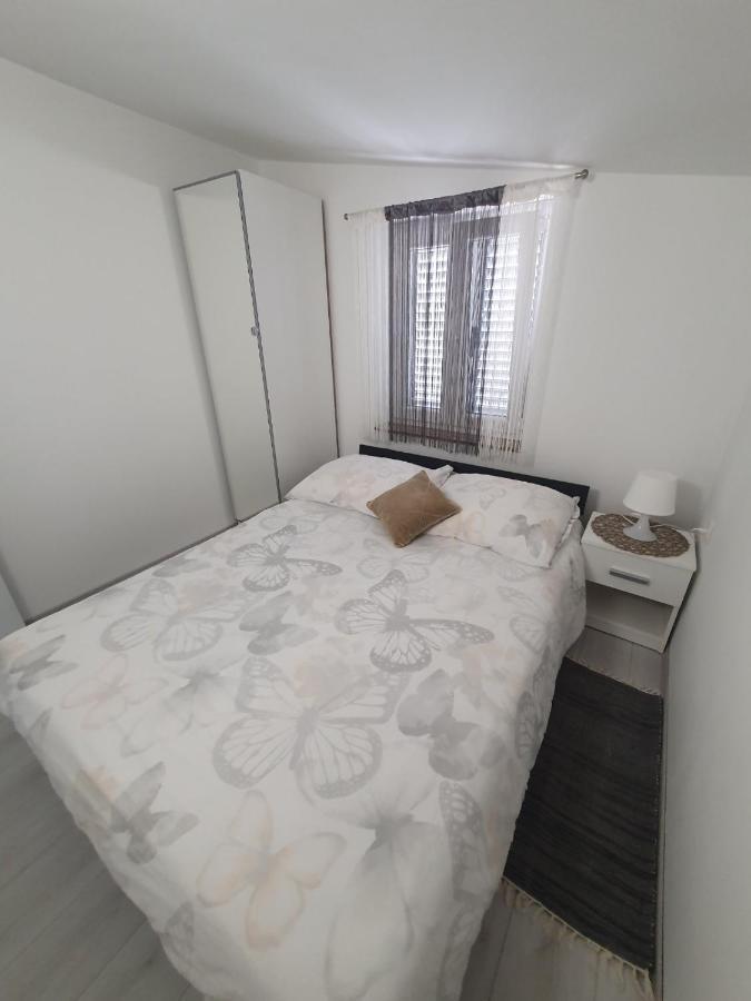 Apartments Nemcic 2 นิน ภายนอก รูปภาพ