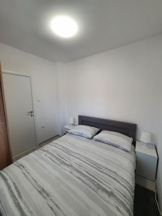 Apartments Nemcic 2 นิน ภายนอก รูปภาพ