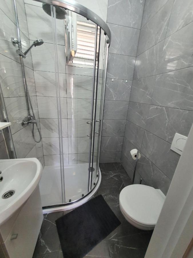 Apartments Nemcic 2 นิน ภายนอก รูปภาพ